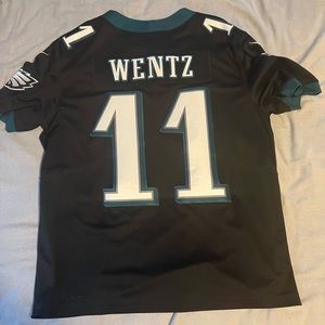 Black Carson Wentz eagles jersey. Size XL